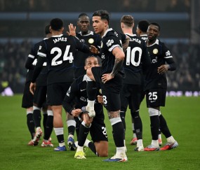 BOB半岛平台-恩佐&amp;amp;凯塞多本赛季英超已8张黄牌，32轮前再吃2黄将停赛两场